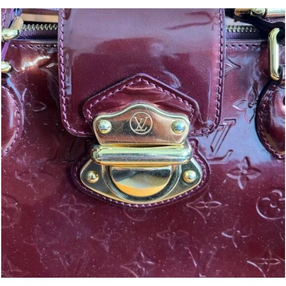 Louis Vuitton - Picture 8 of 15